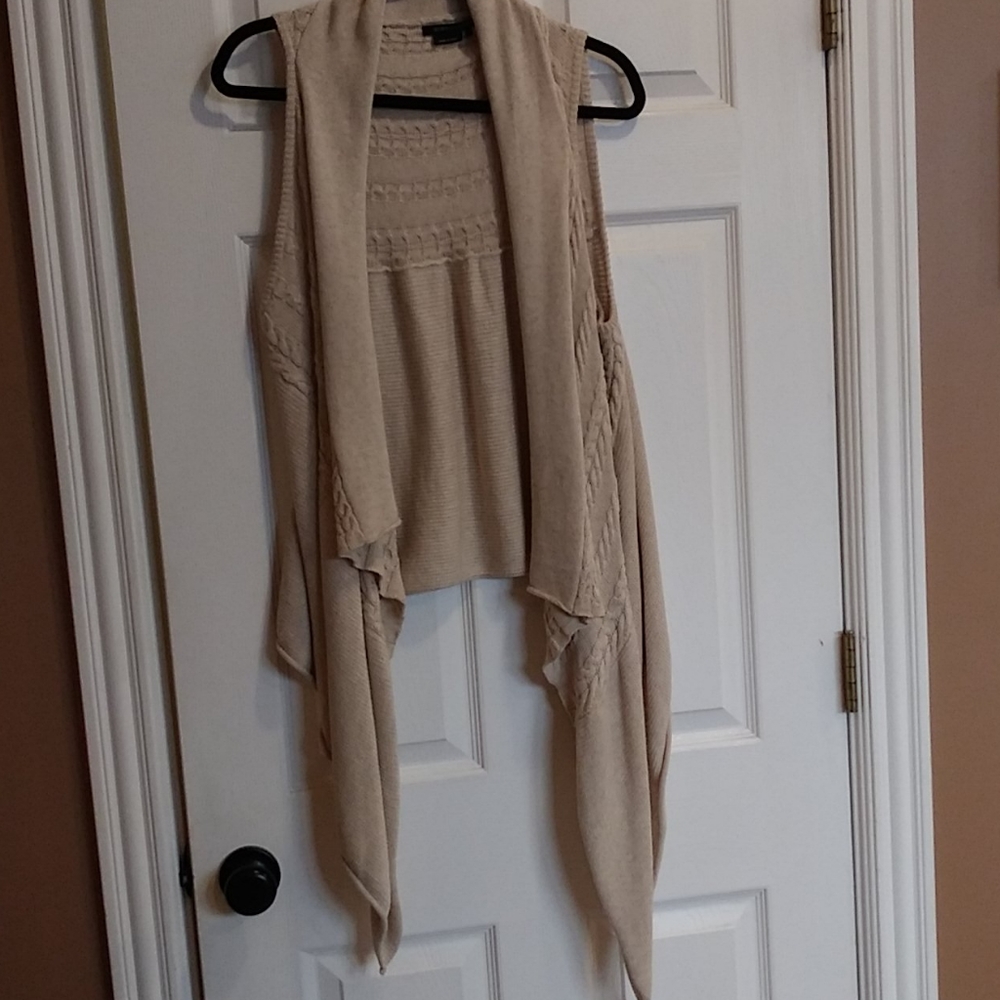 BCBG Sweater vest